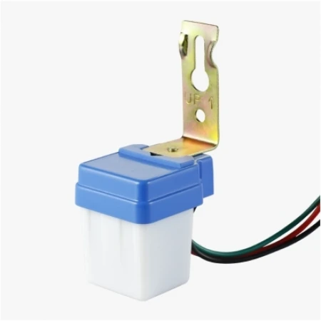 Фотореле LEEK LE PC1 6А 1400W IP44 белый (100) LE070701-0001